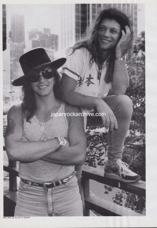 Bon Jovi 1988/12 Japanese music press cutting clipping - photo pinup - jon and richie