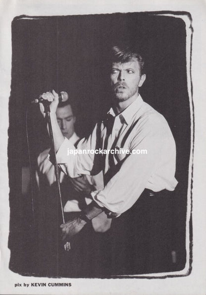 David Bowie with Tin Machine live in London, October 1989 Japanese magazine photo spread, page 2