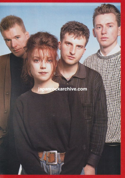 The Sundays 1990/03 Japanese music press article - page 3